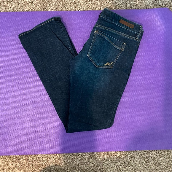 Jeans - Picture 1 of 6